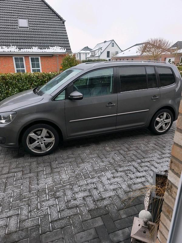 Gebraucht VW Touran Highline 170 PS (125 kW) 2010 Grau Van / Kleinbus