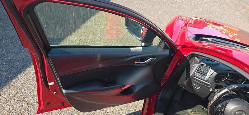 Gebraucht Mazda 6 150 PS (110 kW) 2013 Rot Limousine