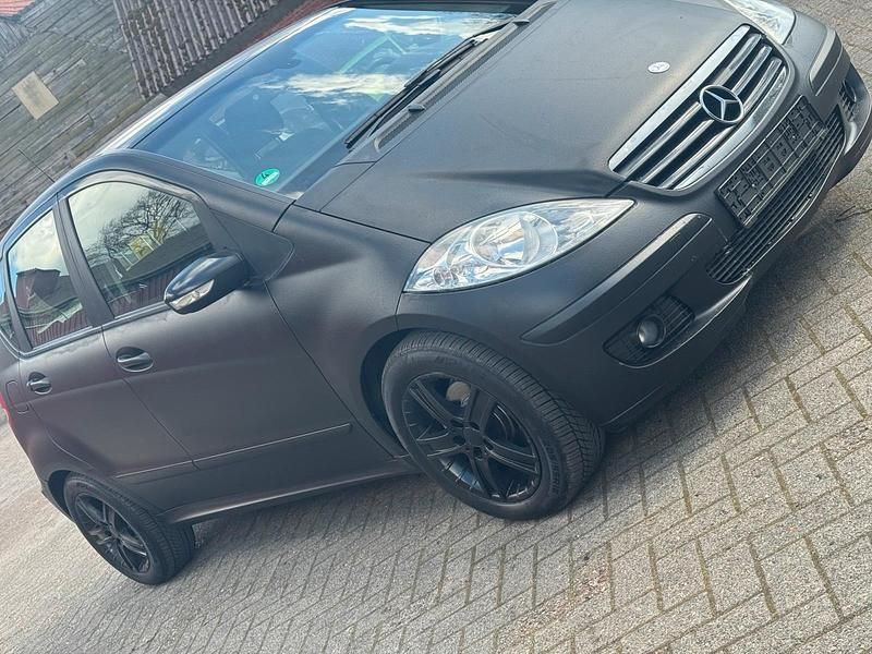 Second-hand Mercedes A160 2006 Negru Berlinǎ