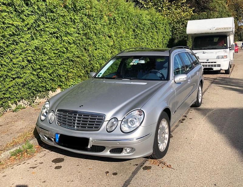 Gebraucht Mercedes E240 Elegance 177 PS (130 kW) 2003 Silber Limousine