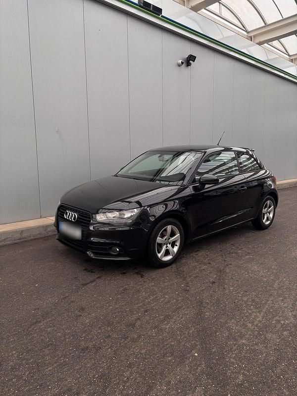 Gebraucht Audi A1 Design 84 PS (61 kW) 2011 Schwarz Kleinwagen
