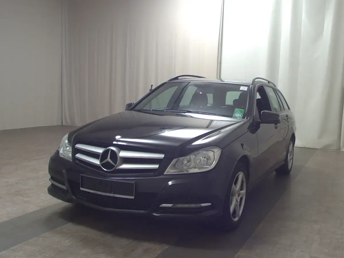 Gebraucht Mercedes C200 136 PS (100 kW) 2013 Schwarz Kombi