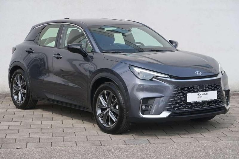 Gebraucht Lexus LBX E-FOUR 136 PS (100 kW) 2025 Grau SUV