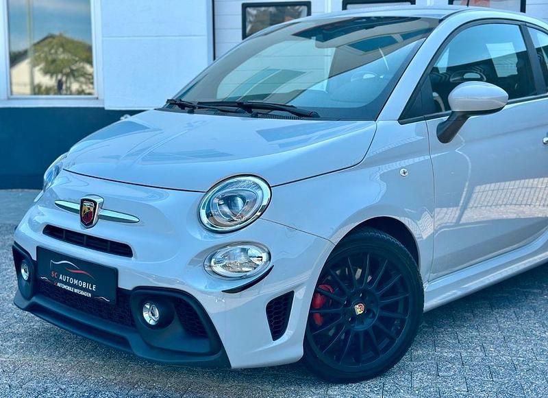 Grau Gebraucht 2019 Abarth 595 Kleinwagen | 16.950 € (Fairer Preis) - Bild 1/4