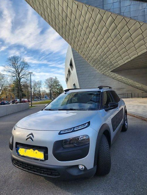 Używany Citroën C4 Shine 92 KM (67 kW) 2015 Srebrny SUV