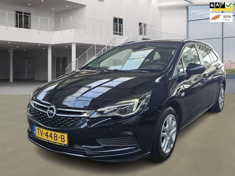 Blau Gebraucht 2018 Opel Astra Edition Kombi | 5.500 € (Superpreis) - Bild 1/4
