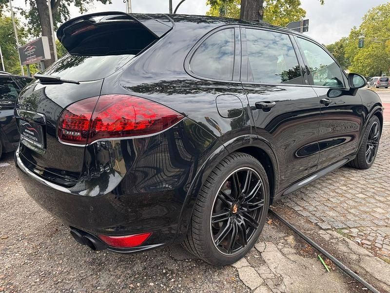 Gebraucht Porsche Cayenne GTS 420 PS (308 kW) 2013 Schwarz SUV