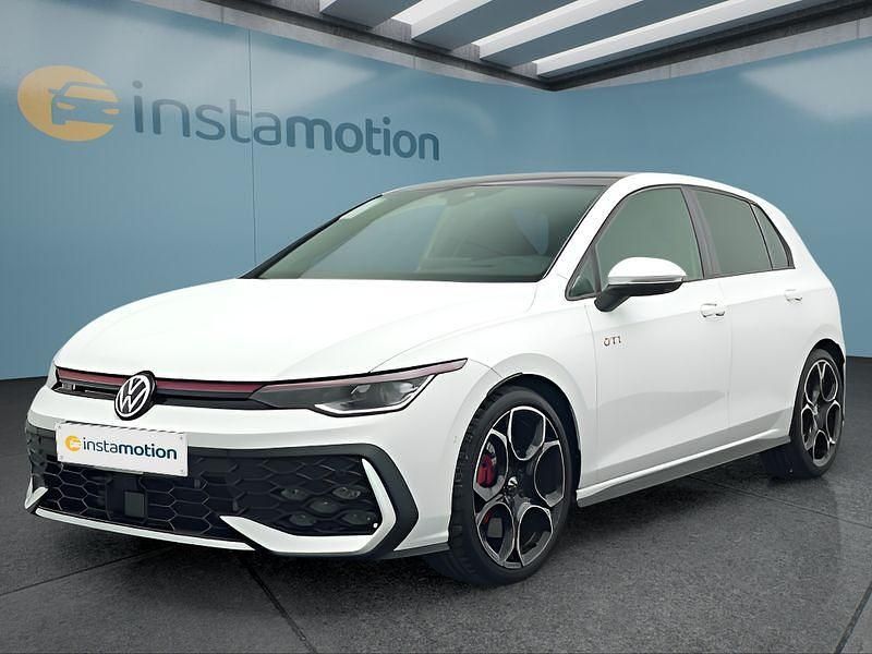 Weiß Gebraucht 2024 VW Golf VIII GTI Kleinwagen | 38.849 € (Fairer Preis) - Bild 1/4