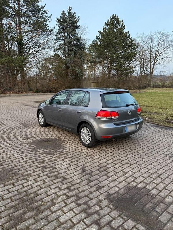Gebraucht VW Golf VI 105 PS (77 kW) 2009 Grau Kleinwagen