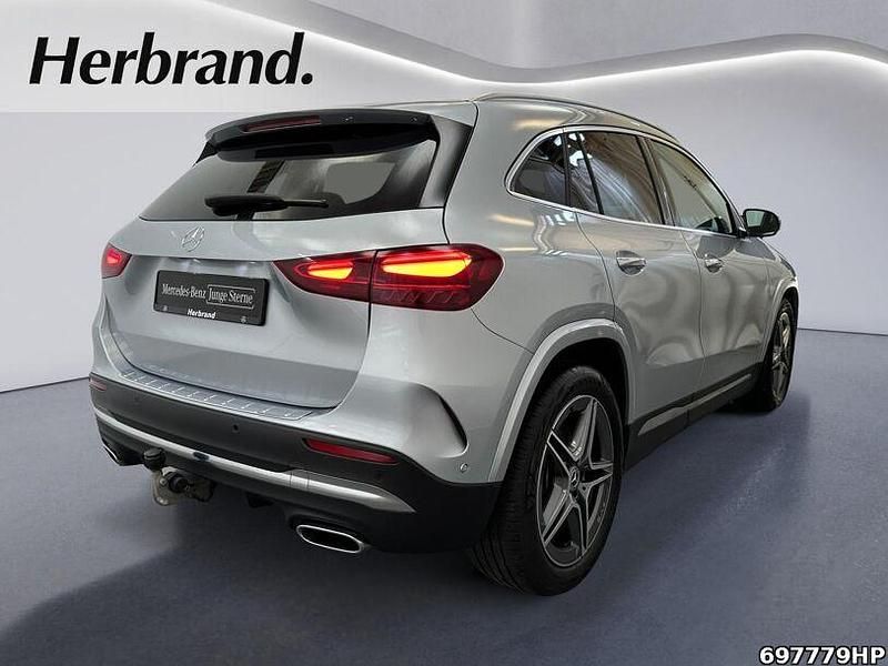Gebraucht Mercedes GLA220 AMG 190 PS (139 kW) 2024 Metalliclack hightechsilber SUV