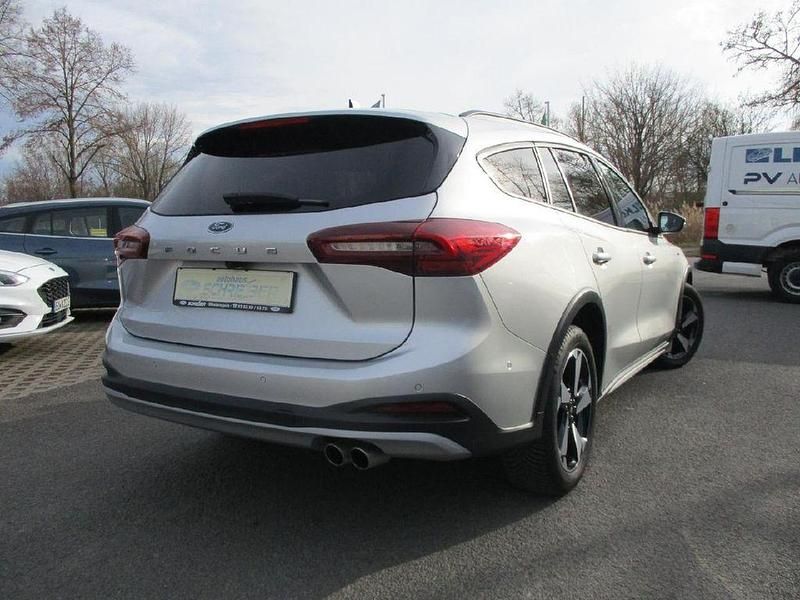 Gebraucht Ford Focus Active 116 PS (85 kW) 2025 Silber Limousine