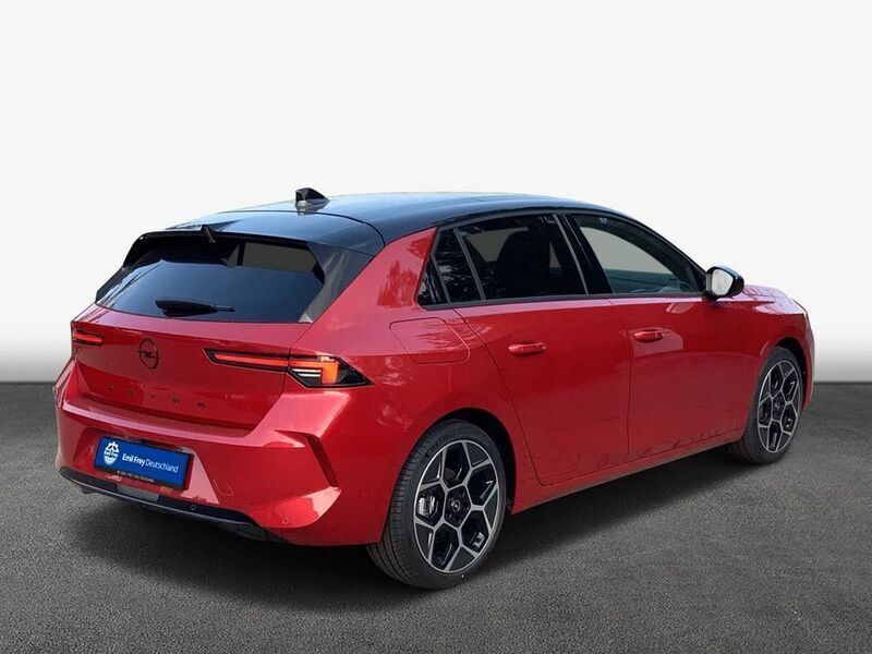 Gebraucht Opel Astra Ultimate 131 PS (96 kW) 2024 Kardio rot metallic Limousine