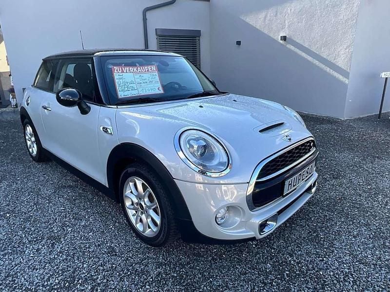 Gebraucht Mini Cooper S Chili 192 PS (141 kW) 2016 White silver Kleinwagen