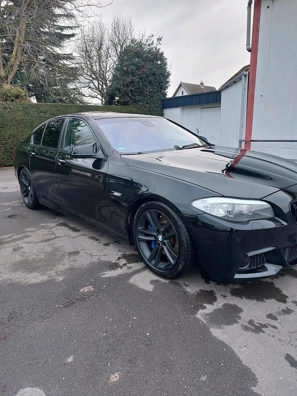 Gebraucht BMW 525 204 PS (150 kW) 2011 Schwarz Limousine