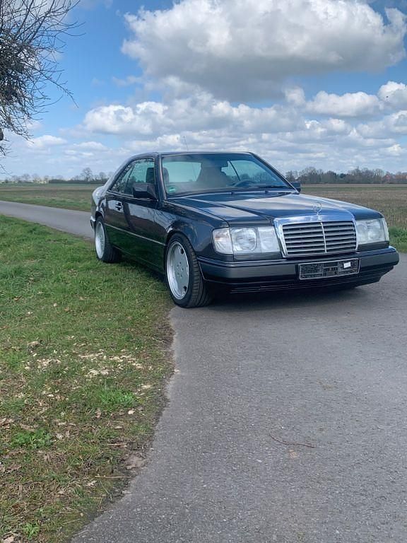 Gebraucht Mercedes 320 220 PS (161 kW) 1993 Schwarz Coupé
