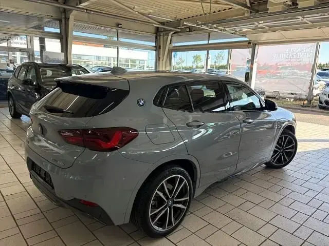 Gebraucht BMW X2 M Sport 220 PS (161 kW) 2024 Brooklyn grau metallic SUV