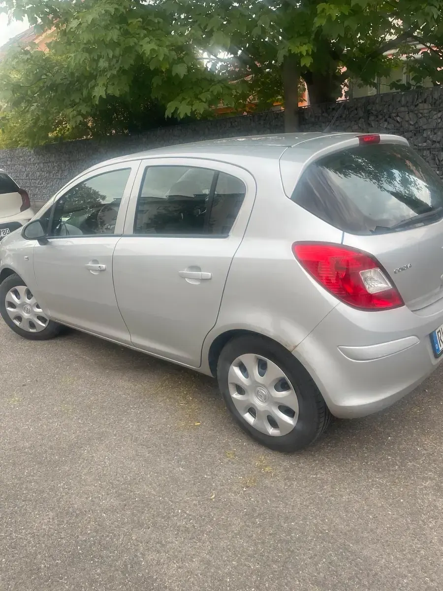 Usata Opel Corsa 80 CV (58 kW) 2008 Argento Utilitaria