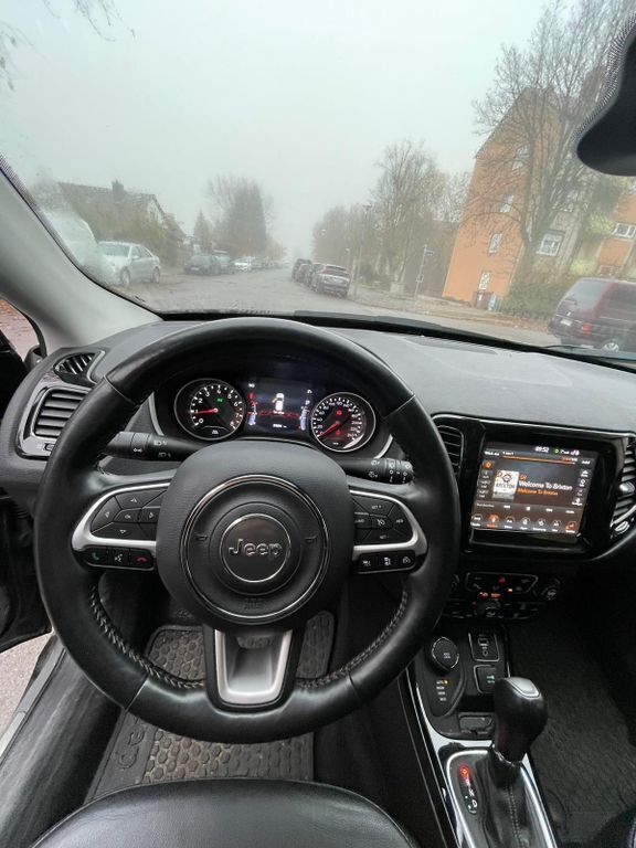 Grau Gebraucht 2019 Jeep Compass Limited SUV | 17.400 € (Guter Preis) - Bild 1/4