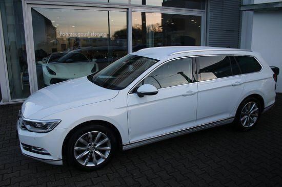 Gebraucht VW Passat Highline 150 PS (110 kW) 2018 Weiß Kombi