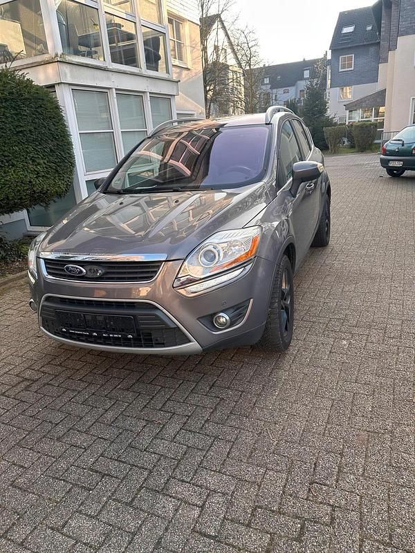 Gebraucht Ford Kuga 163 PS (119 kW) 2012 SUV