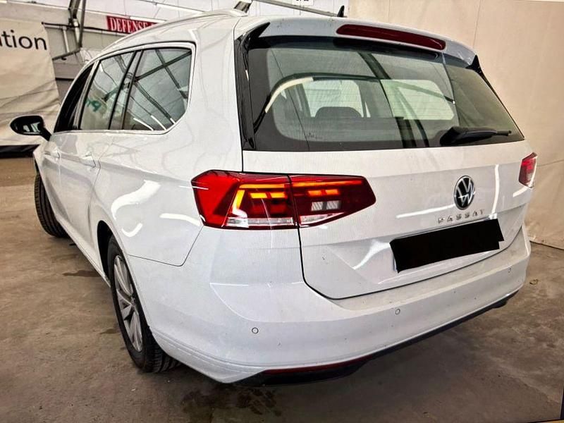 Gebraucht 2022 VW Passat Comfortline Limousine | 14.875 € (Superpreis) - Bild 1/4