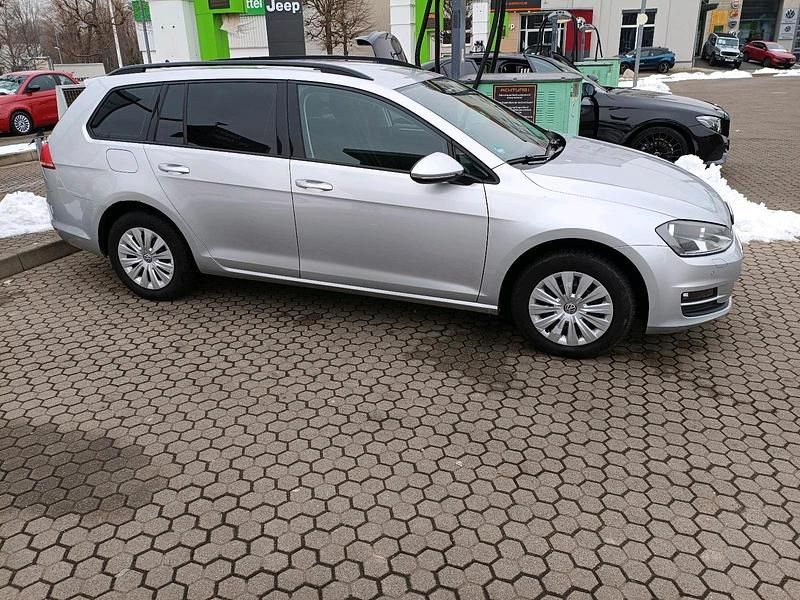 Gebraucht VW Golf VII 105 PS (77 kW) 2014 Silber Kombi