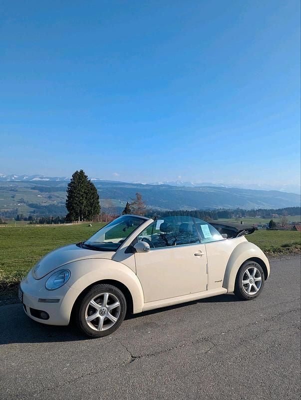 Gebraucht VW New Beetle 116 PS (85 kW) 2009 Beige Kleinwagen