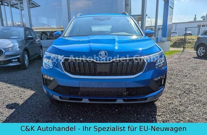 Neu Skoda Kamiq 116 PS (85 kW) 2026 Race blau metallic SUV