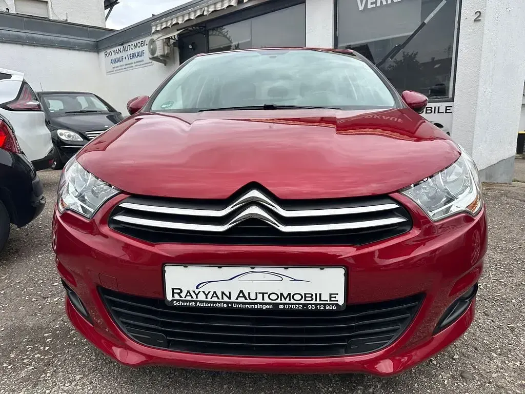 Gebraucht Citroën C4 SELECTION 99 PS (72 kW) 2016 Rot Limousine