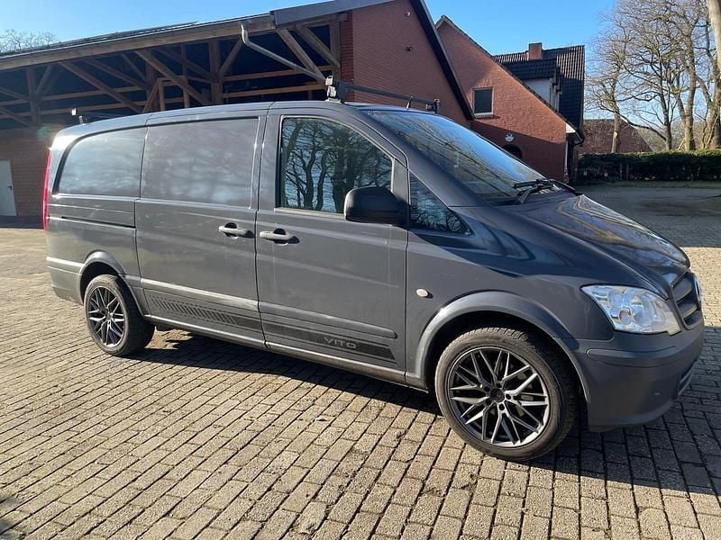 Second-hand Mercedes Vito 163 CP (119 kW) 2012 Van