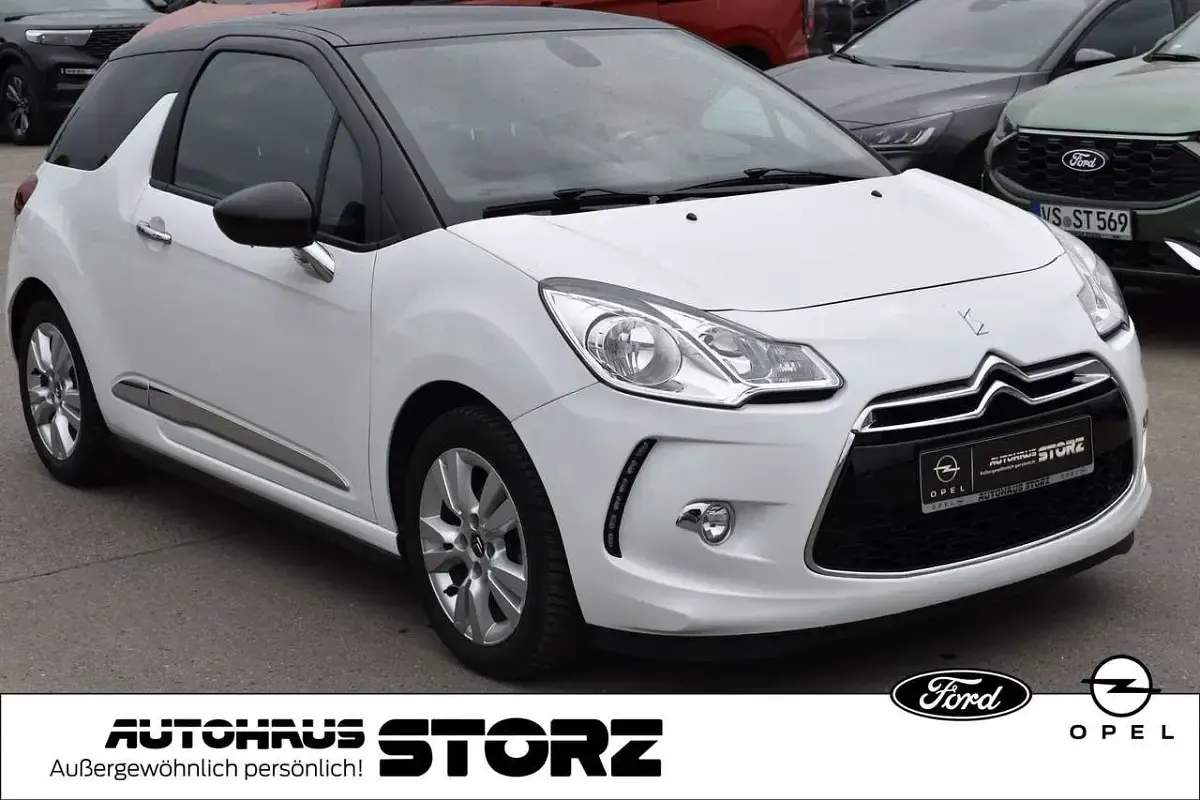 Gebraucht Citroën DS3 So Chic 82 PS (60 kW) 2015 Lack weiss banquise + schwarz Kleinwagen