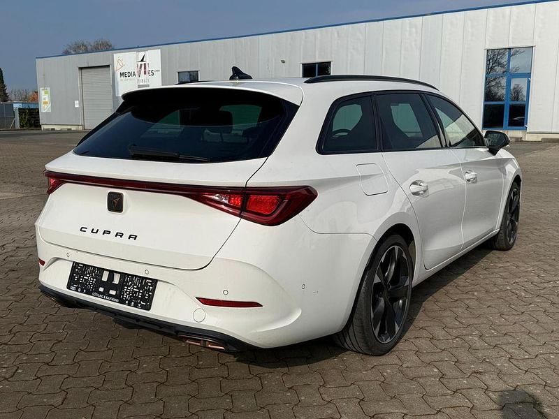 Gebraucht Cupra Leon 204 PS (150 kW) 2022 Weiß Limousine