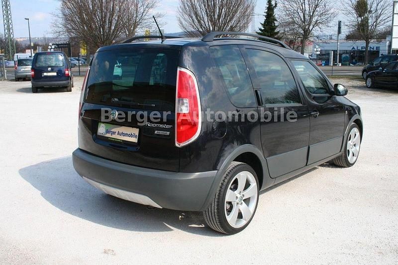 Gebraucht Skoda Roomster 86 PS (63 kW) 2011 Black magic perleffekt Van / Kleinbus