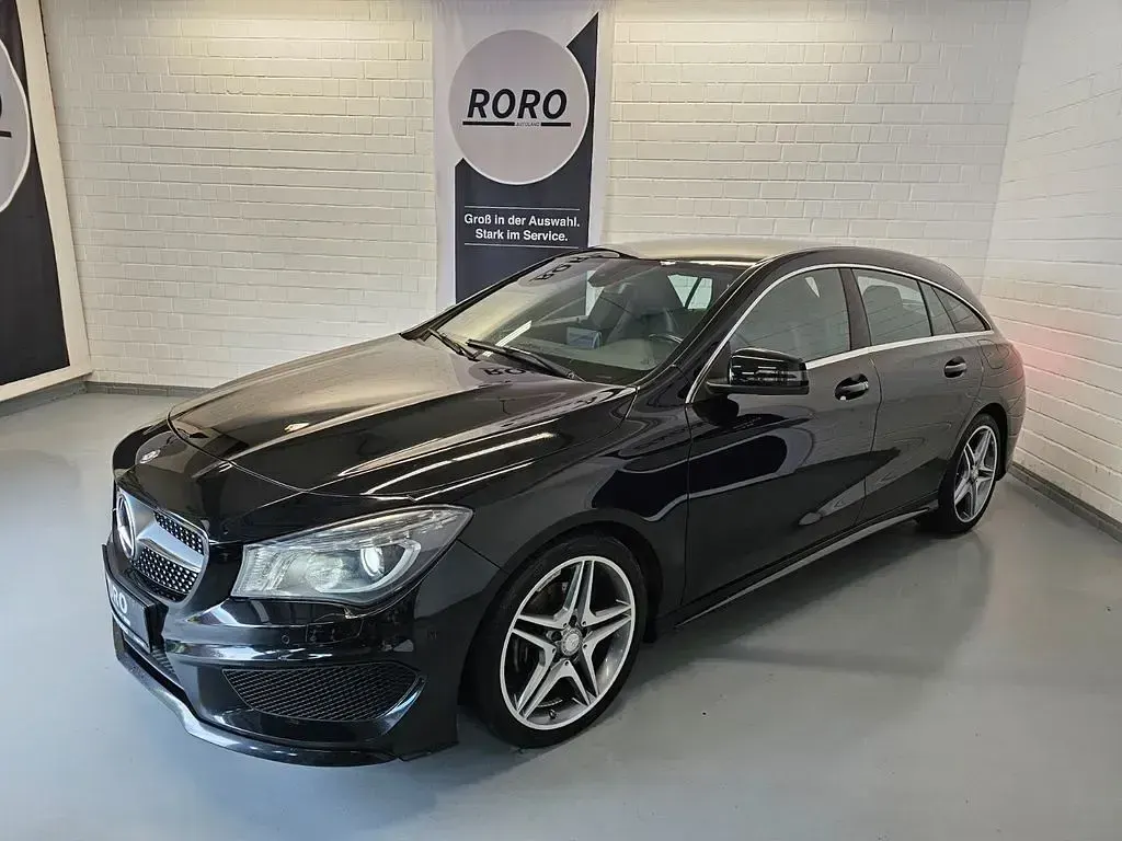 Gebraucht Mercedes CLA200 Shooting Brake 156 PS (114 kW) 2016 Schwarz Kombi