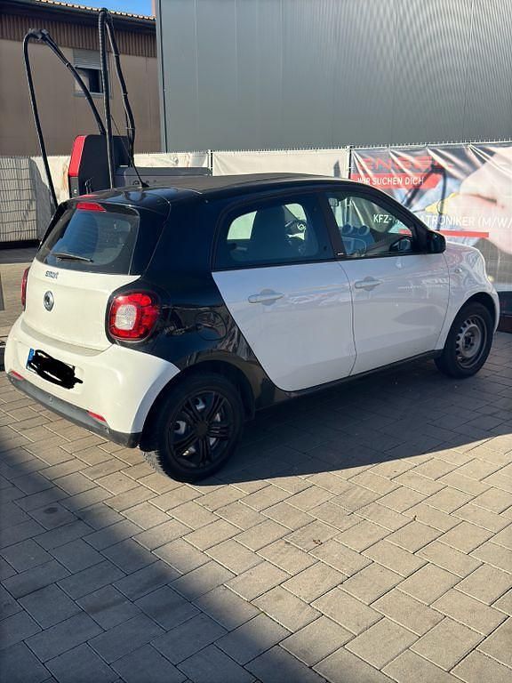 Gebraucht Smart ForFour Passion 71 PS (52 kW) 2015 Schwarz Kleinwagen