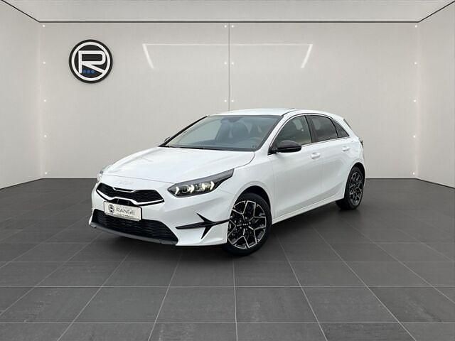 Gebraucht Kia Ceed 101 PS (74 kW) 2024 Weiß Kleinwagen