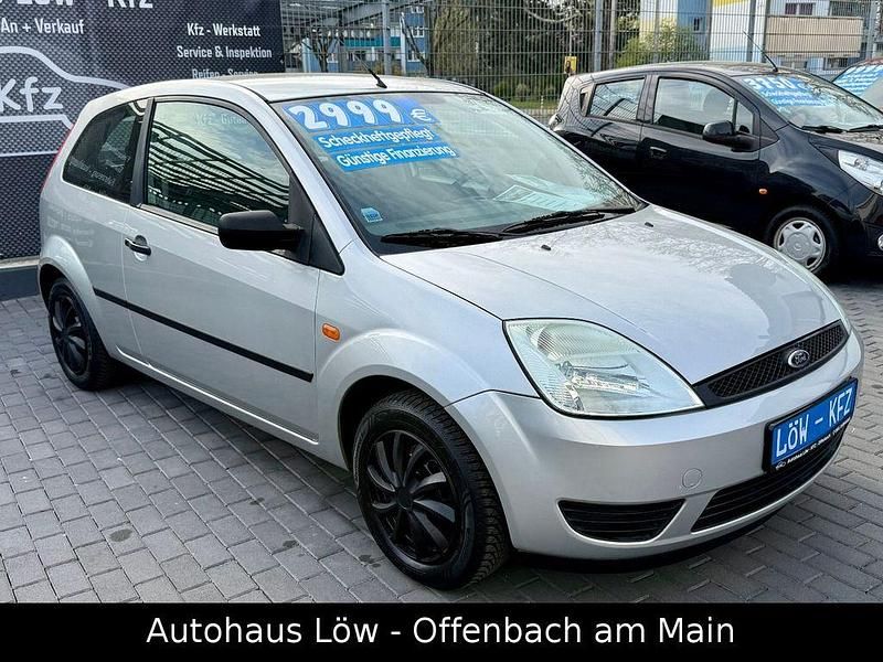 Gebraucht Ford Fiesta 69 PS (50 kW) 2005 Silber Kleinwagen