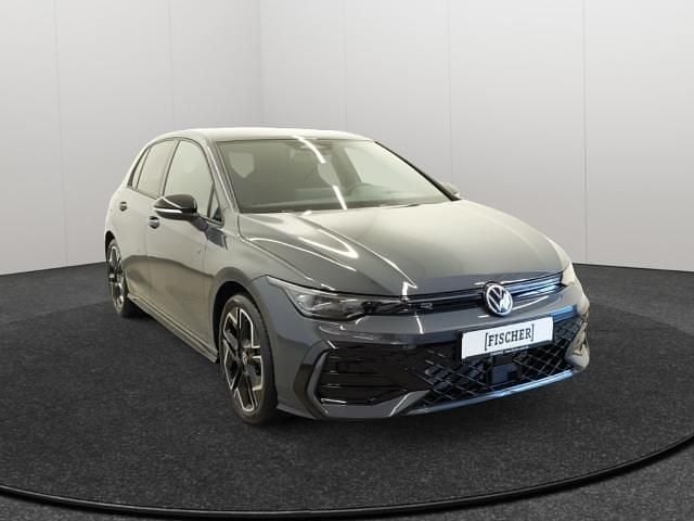 Neu VW Golf VIII Style 150 PS (110 kW) 2025 Delfingrau metallic Limousine