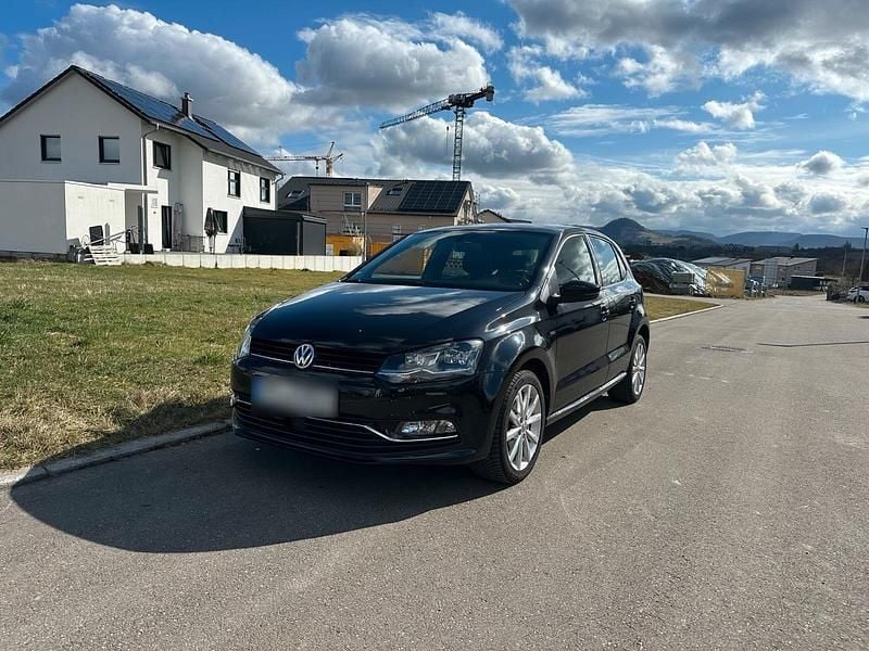 Gebraucht VW Polo Highline 90 PS (66 kW) 2015 Schwarz Kleinwagen