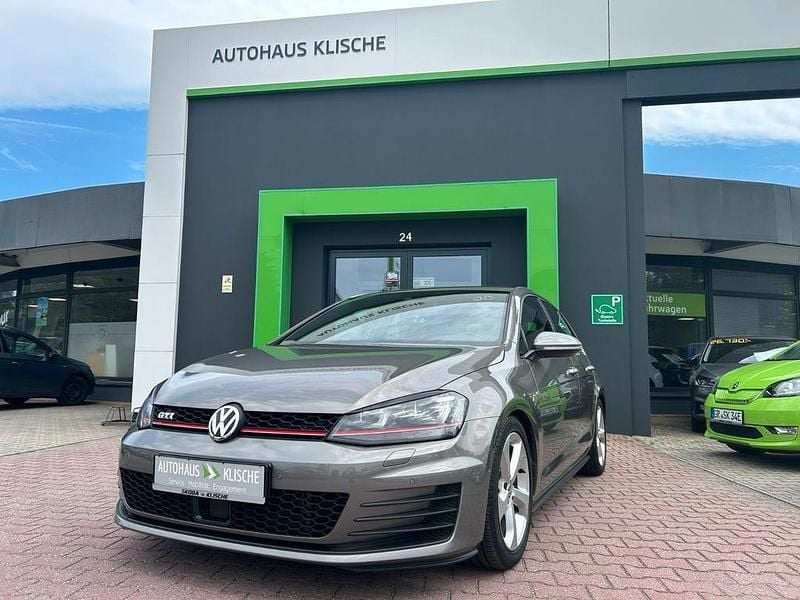 Grau Gebraucht 2015 VW Golf VII GTI Limousine | 15.800 € (Fairer Preis) - Bild 1/4