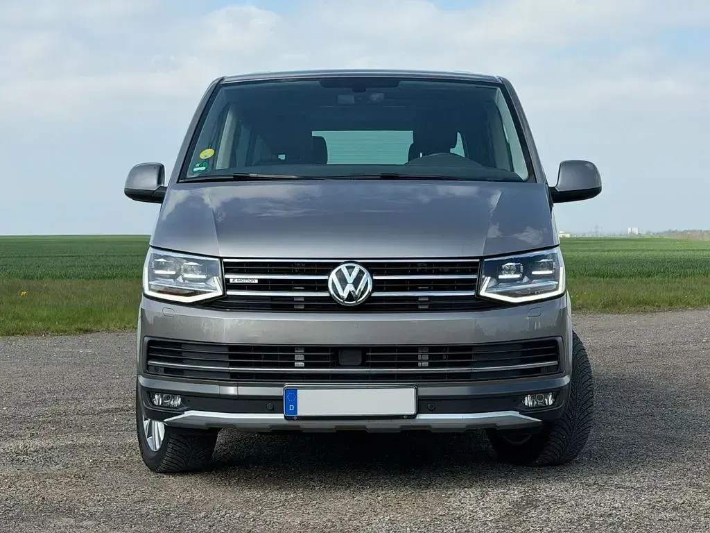 Gebraucht VW Multivan PanAmericana 204 PS (150 kW) 2017 Beige Van / Kleinbus