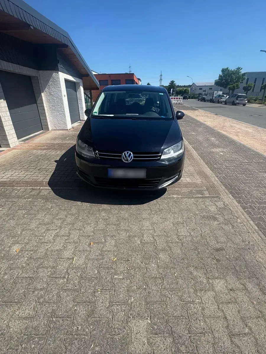 Gebraucht VW Sharan 140 PS (102 kW) 2012 Schwarz Van / Kleinbus