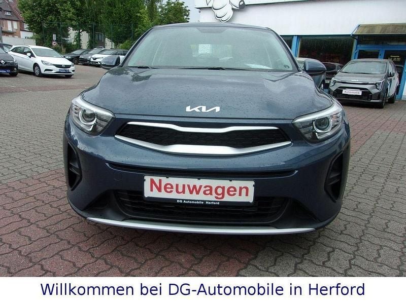 Gebraucht Kia Stonic Edition 7 84 PS (61 kW) 2023 Blau SUV