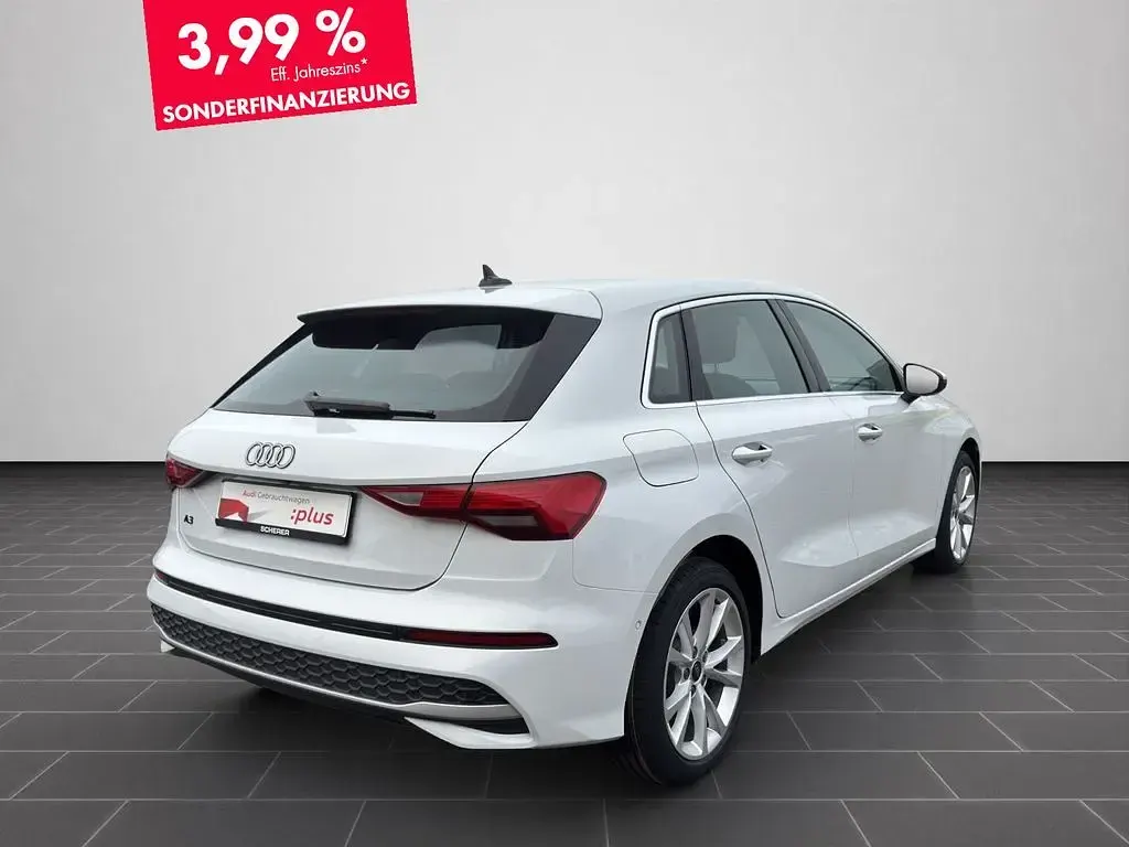 Gebraucht Audi A3 Advanced 150 PS (110 kW) 2025 Gletscherweiß metallic (metallic) Limousine