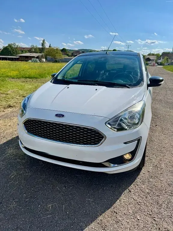 Gebraucht Ford Ka Plus 86 PS (63 kW) 2019 Weiß Kleinwagen