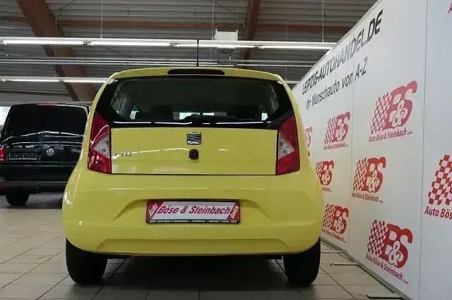 Używany Seat Mii Reference 60 KM (44 kW) 2017 Żółty Hatchback