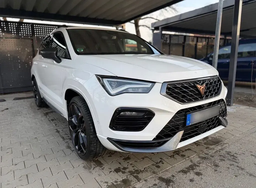 Używany Cupra Ateca VZ 300 KM (220 kW) 2022 Biały SUV