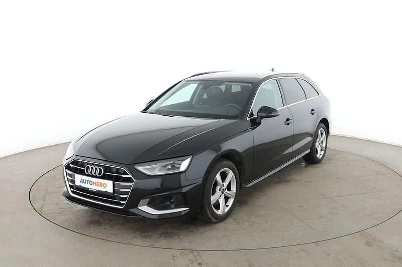 Gebraucht Audi A4 Advanced 163 PS (119 kW) 2022 Schwarz Kombi