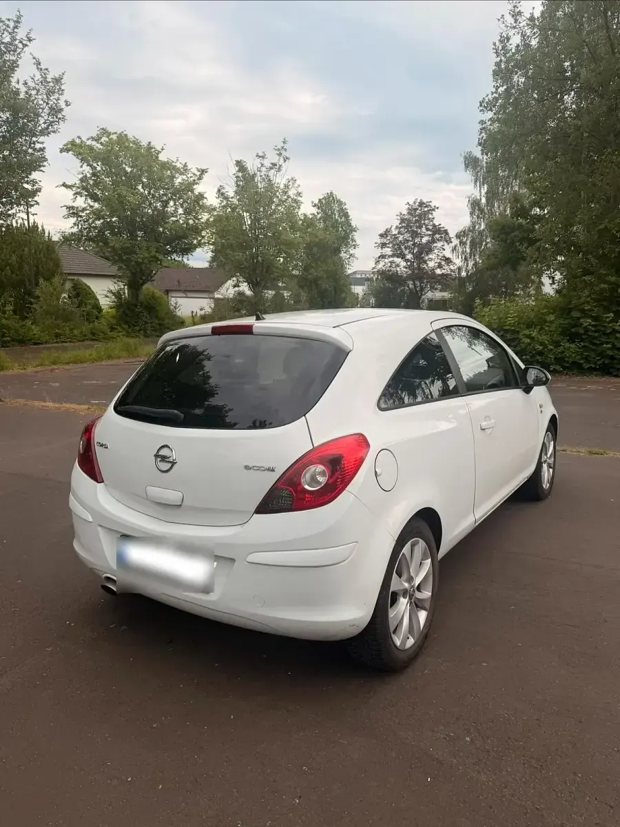 Gebraucht Opel Corsa 69 PS (50 kW) 2012 Kleinwagen