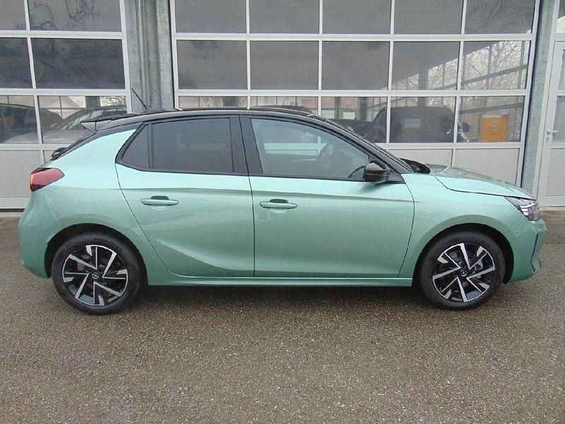 Gebraucht Opel Corsa 101 PS (74 kW) 2026 Grün Limousine